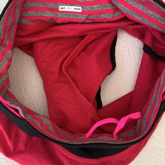 EUC lululemon low rise lined running shorts size 4 - Picture 5 of 6